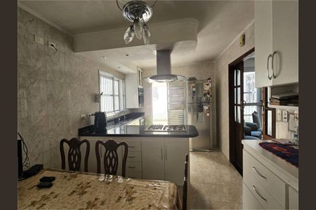 Casa à venda com 450m², 3 quartos e 6 vagas