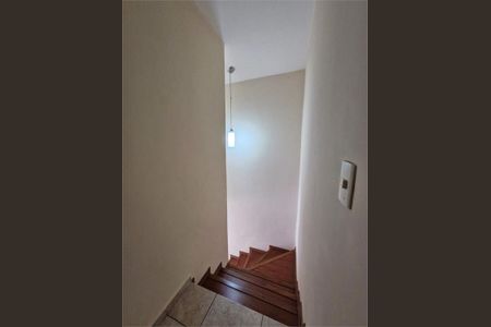 Casa à venda com 102m², 2 quartos e 2 vagas