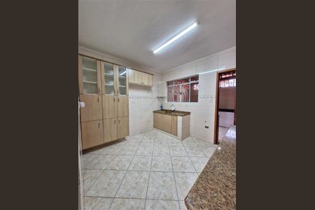 Casa à venda com 102m², 2 quartos e 2 vagas