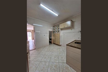 Casa à venda com 102m², 2 quartos e 2 vagas