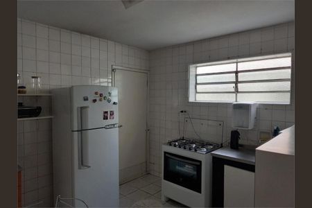 Casa à venda com 168m², 3 quartos e 2 vagas