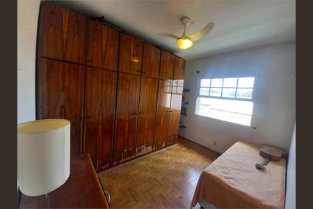 Casa à venda com 168m², 3 quartos e 2 vagas