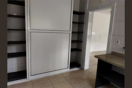 Casa à venda com 188m², 5 quartos e 3 vagas