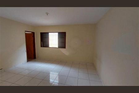 Casa à venda com 270m², 4 quartos e 3 vagas