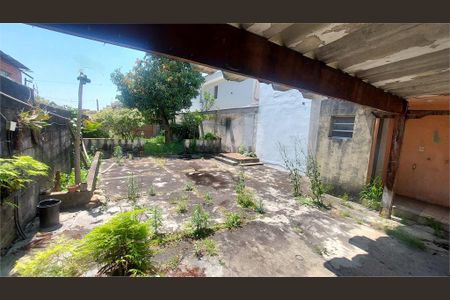 Casa à venda com 100m², 3 quartos e 12 vagas