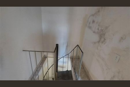 Casa à venda com 100m², 3 quartos e 12 vagas