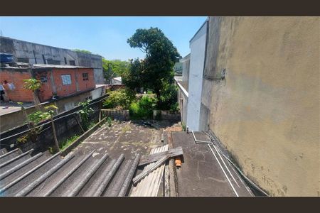 Casa à venda com 100m², 3 quartos e 12 vagas