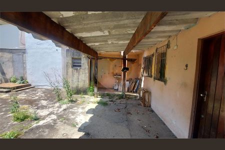 Casa à venda com 100m², 3 quartos e 12 vagas