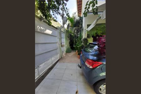 Casa à venda com 90m², 2 quartos e 2 vagas