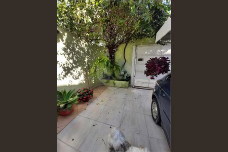 Casa à venda com 90m², 2 quartos e 2 vagas