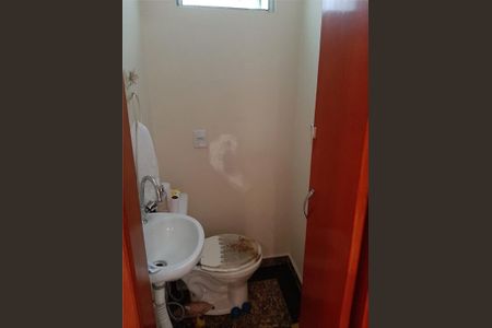 Casa à venda com 90m², 2 quartos e 2 vagas