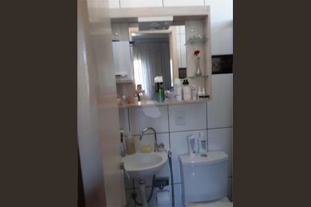 Casa à venda com 90m², 2 quartos e 2 vagas