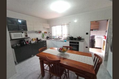 Casa à venda com 300m², 5 quartos e 2 vagas