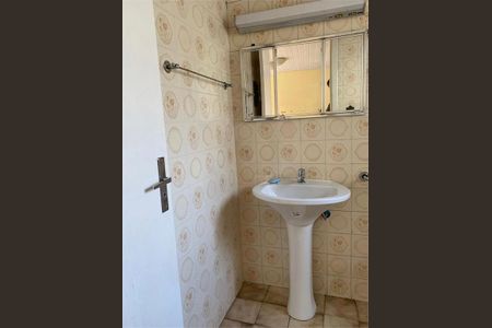 Casa à venda com 174m², 4 quartos e 4 vagas