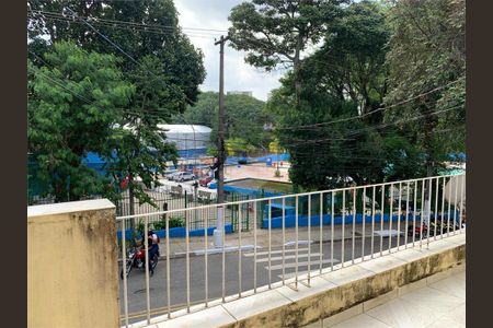 Casa à venda com 174m², 4 quartos e 4 vagas