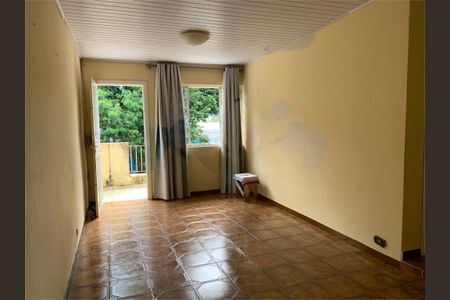 Casa à venda com 174m², 4 quartos e 4 vagas