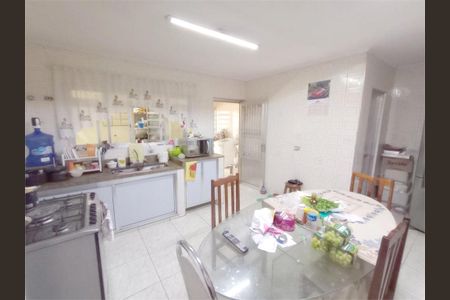 Casa à venda com 190m², 6 quartos e 2 vagas