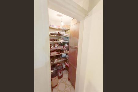 Casa à venda com 190m², 6 quartos e 2 vagas