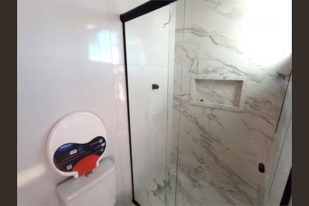 Casa à venda com 75m², 3 quartos e 2 vagas