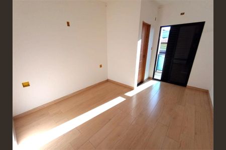 Casa à venda com 75m², 3 quartos e 2 vagas