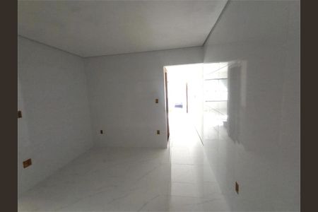 Casa à venda com 75m², 3 quartos e 2 vagas