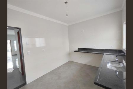 Casa à venda com 115m², 3 quartos e 2 vagas