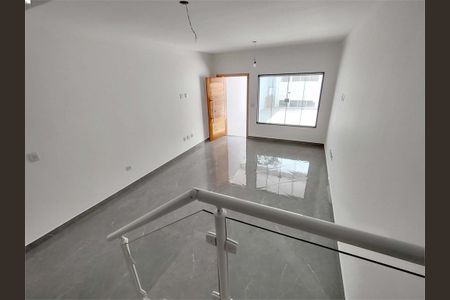 Casa à venda com 115m², 3 quartos e 2 vagas
