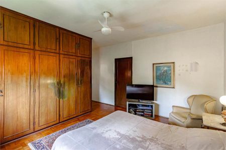 Casa à venda com 4 quartos, 471m² em Vila Clementino, São Paulo