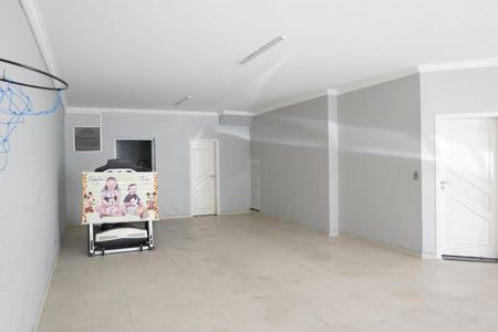 Casa à venda com 438m², 4 quartos e 6 vagasGaragem