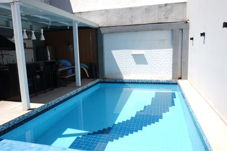 Casa à venda com 438m², 4 quartos e 6 vagasÁrea Gourmet