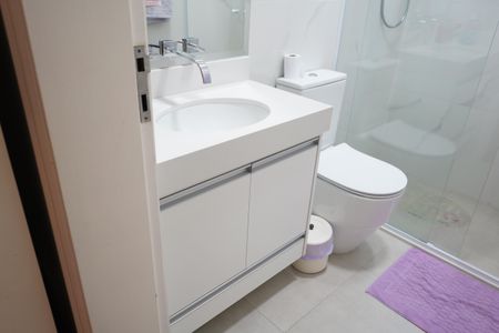 Casa à venda com 438m², 4 quartos e 6 vagasBanheiro da Suíte 3