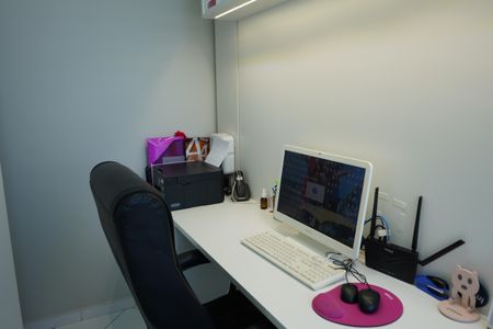 Casa à venda com 438m², 4 quartos e 6 vagasEscritório