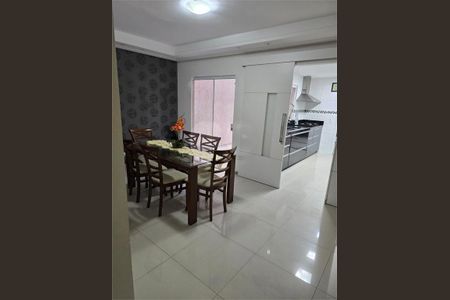 Casa à venda com 130m², 3 quartos e 2 vagas