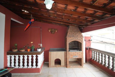 Casa à venda com 180m², 4 quartos e 2 vagasÁrea de Serviço