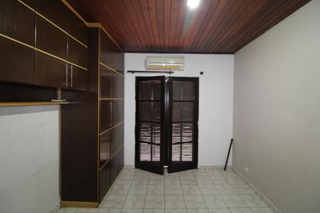 Casa à venda com 180m², 4 quartos e 2 vagasQuarto 3