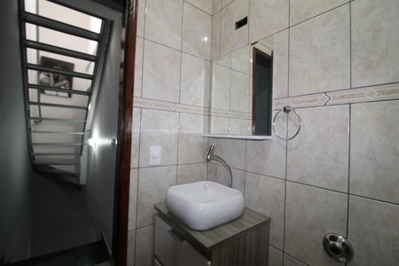 Casa à venda com 180m², 4 quartos e 2 vagasBanheiro