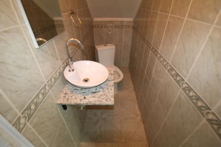 Casa à venda com 180m², 4 quartos e 2 vagasLavabo