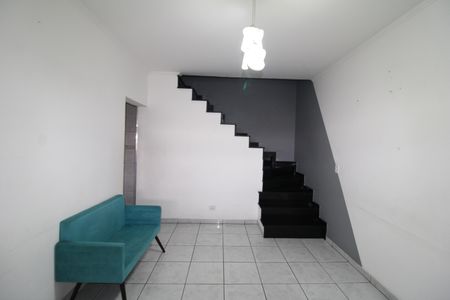 Casa à venda com 180m², 4 quartos e 2 vagasSala