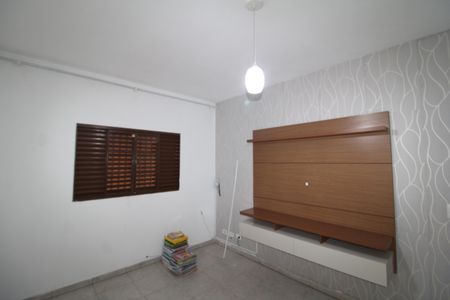 Casa à venda com 180m², 4 quartos e 2 vagasQuarto 2