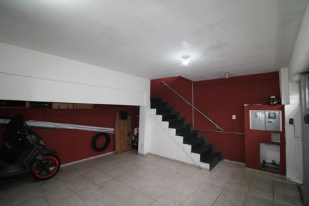 Casa à venda com 180m², 4 quartos e 2 vagasgaragem