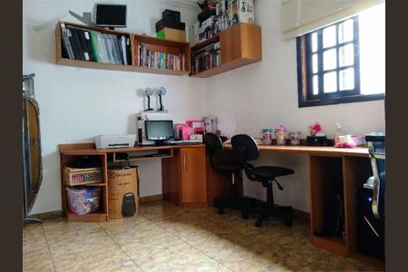 Casa à venda com 380m², 3 quartos e 6 vagas