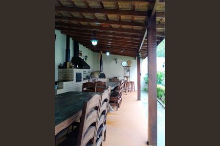 Casa à venda com 380m², 3 quartos e 6 vagas