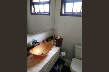 Casa à venda com 380m², 3 quartos e 6 vagas