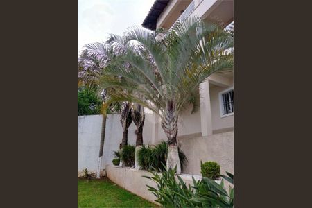 Casa à venda com 380m², 3 quartos e 6 vagas