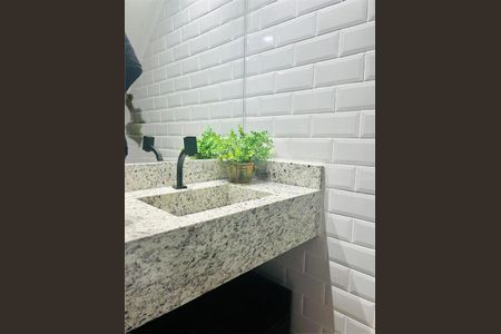 Casa à venda com 155m², 3 quartos e 4 vagas