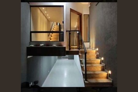 Casa à venda com 155m², 3 quartos e 4 vagas