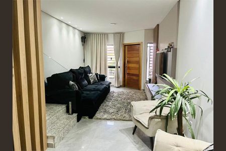 Casa à venda com 155m², 3 quartos e 4 vagas