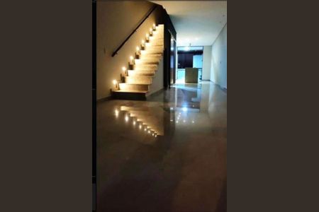 Casa à venda com 155m², 3 quartos e 4 vagas