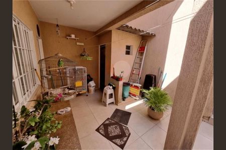 Casa à venda com 170m², 5 quartos e 2 vagas