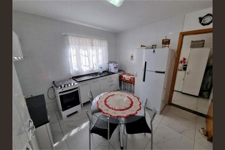 Casa à venda com 170m², 5 quartos e 2 vagas